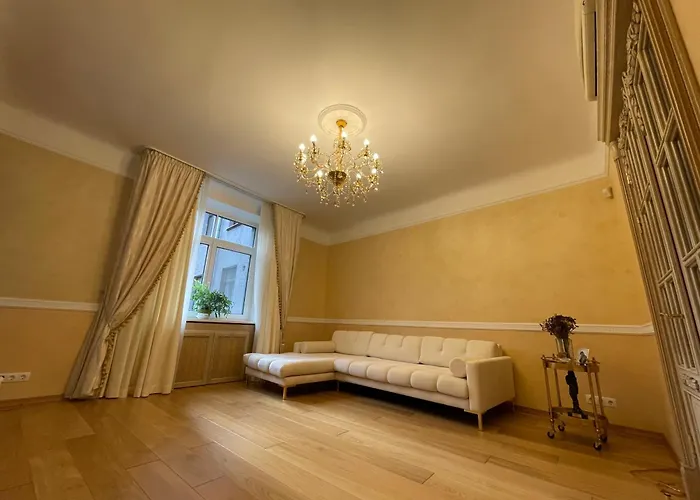 Old Town Superior Business 公寓