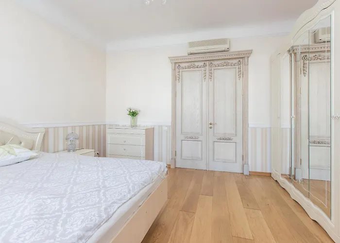 Old Town Superior Business Lägenhet